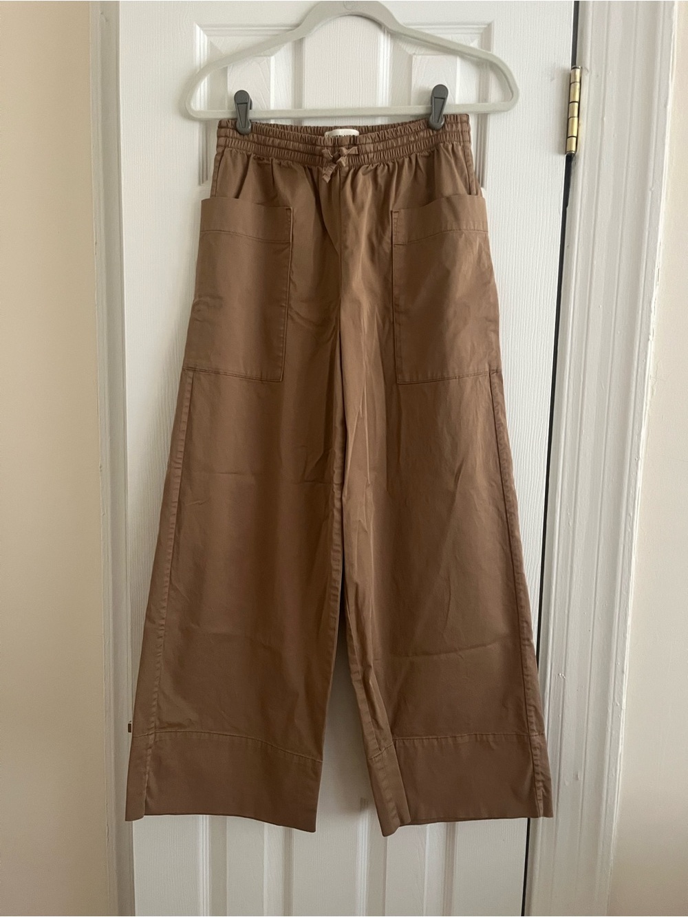 Everlane Easy Cargo Pants in Tiger’s Eye